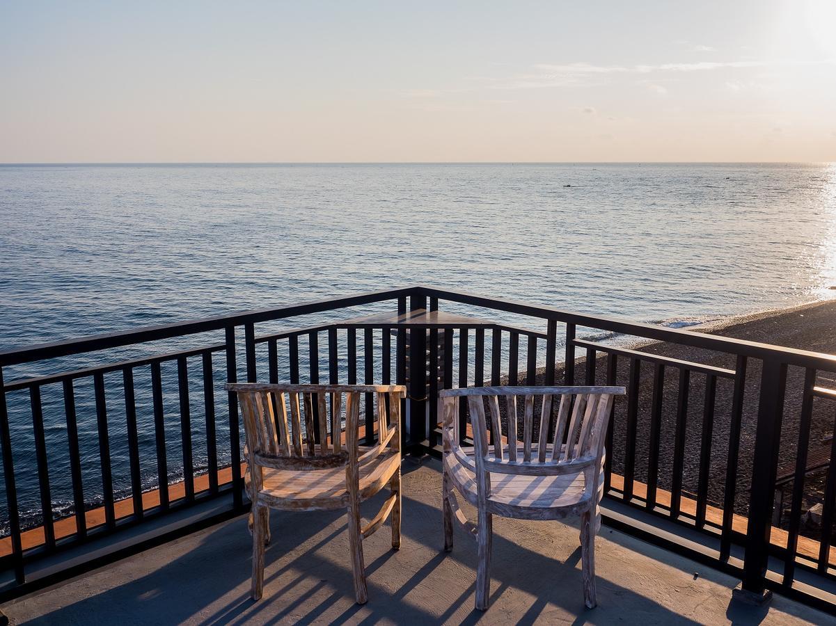 Amed Beach Villa Exterior foto